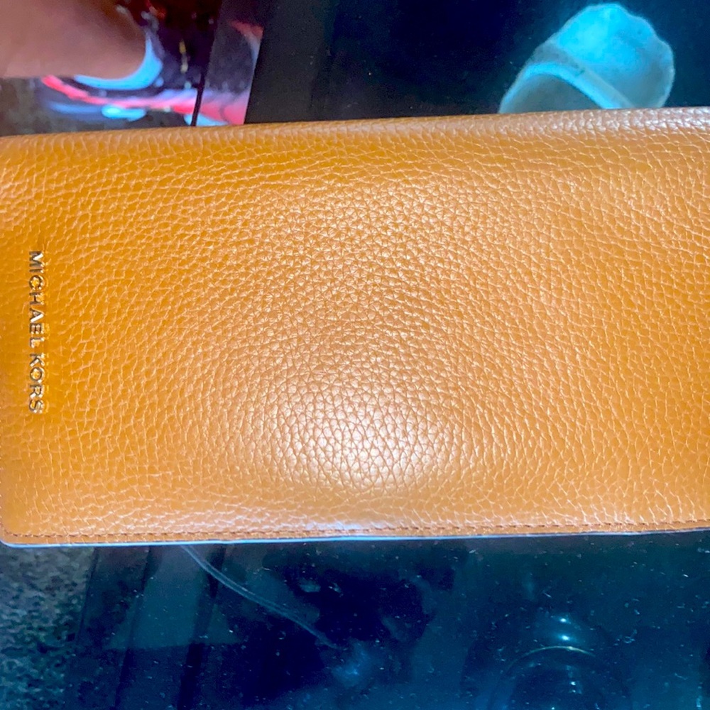 Michael Kors Bedford Legacy Large Travel Wallet Style 32H9G06T3L